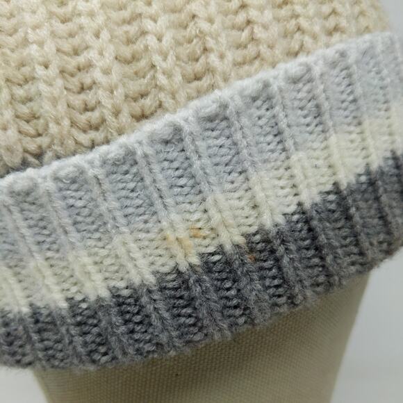Old Navy Toboggan Beanie Hat Gray Cream White Striped OSFA Acrylic Blend - Picture 6 of 11